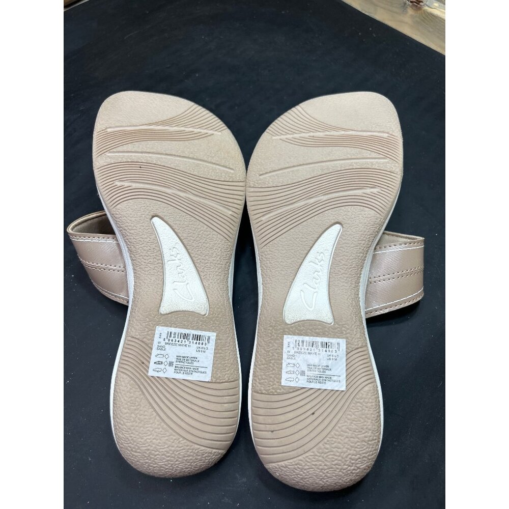 Clarks Cloudsteppers Breeze Maye Sandals NWT Cushion Soft Beige Tan Size 9 - Picture 6 of 7